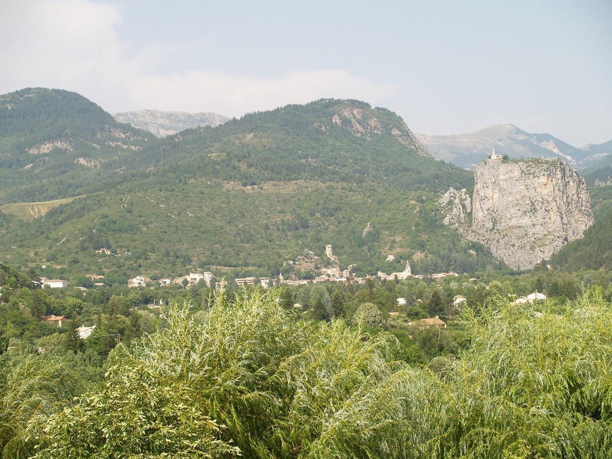 Camping Panoramique Du Verdon กาสเตลลาน ภายนอก รูปภาพ